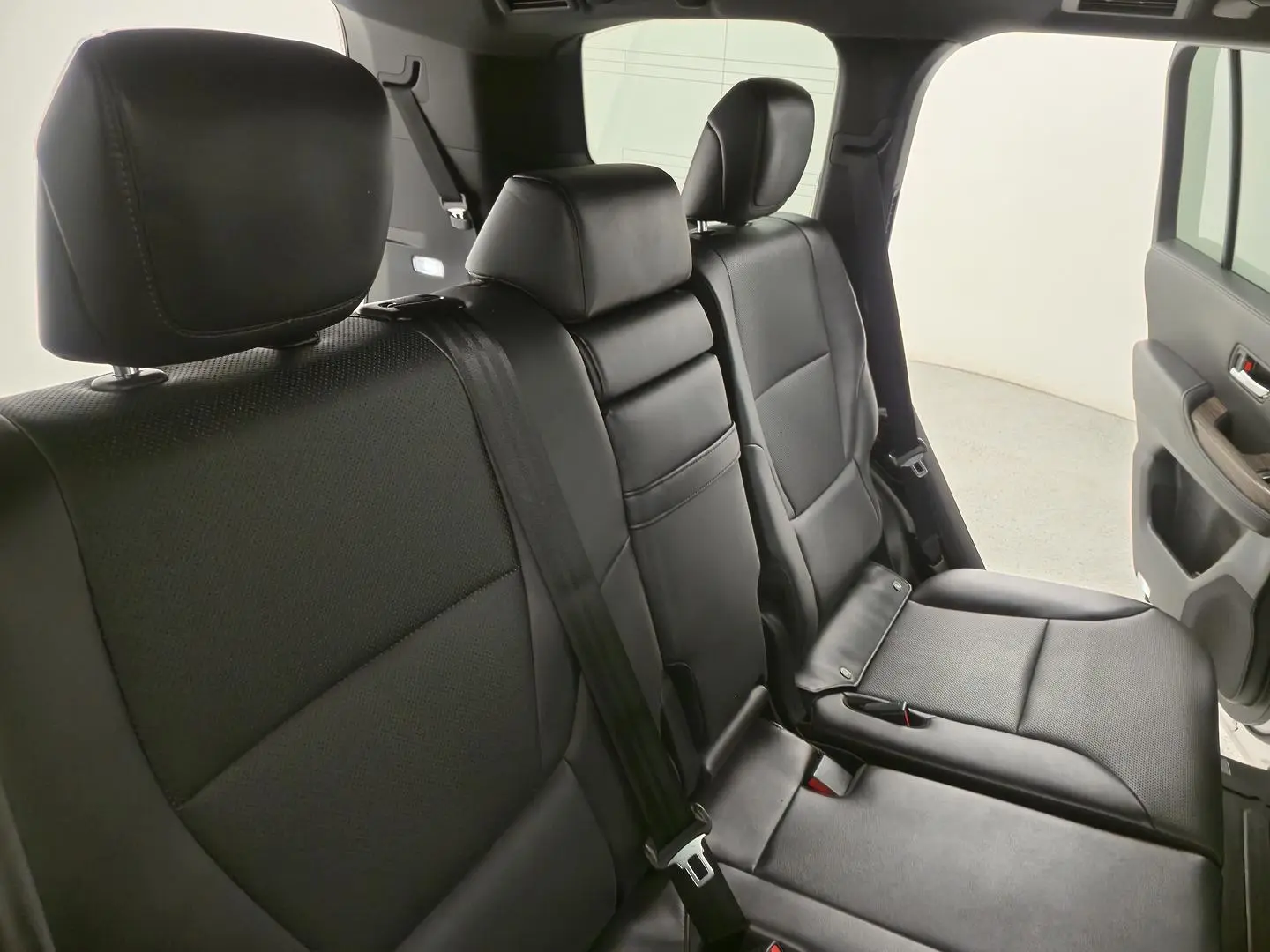 2022 Toyota Landcruiser Gallery Image 19