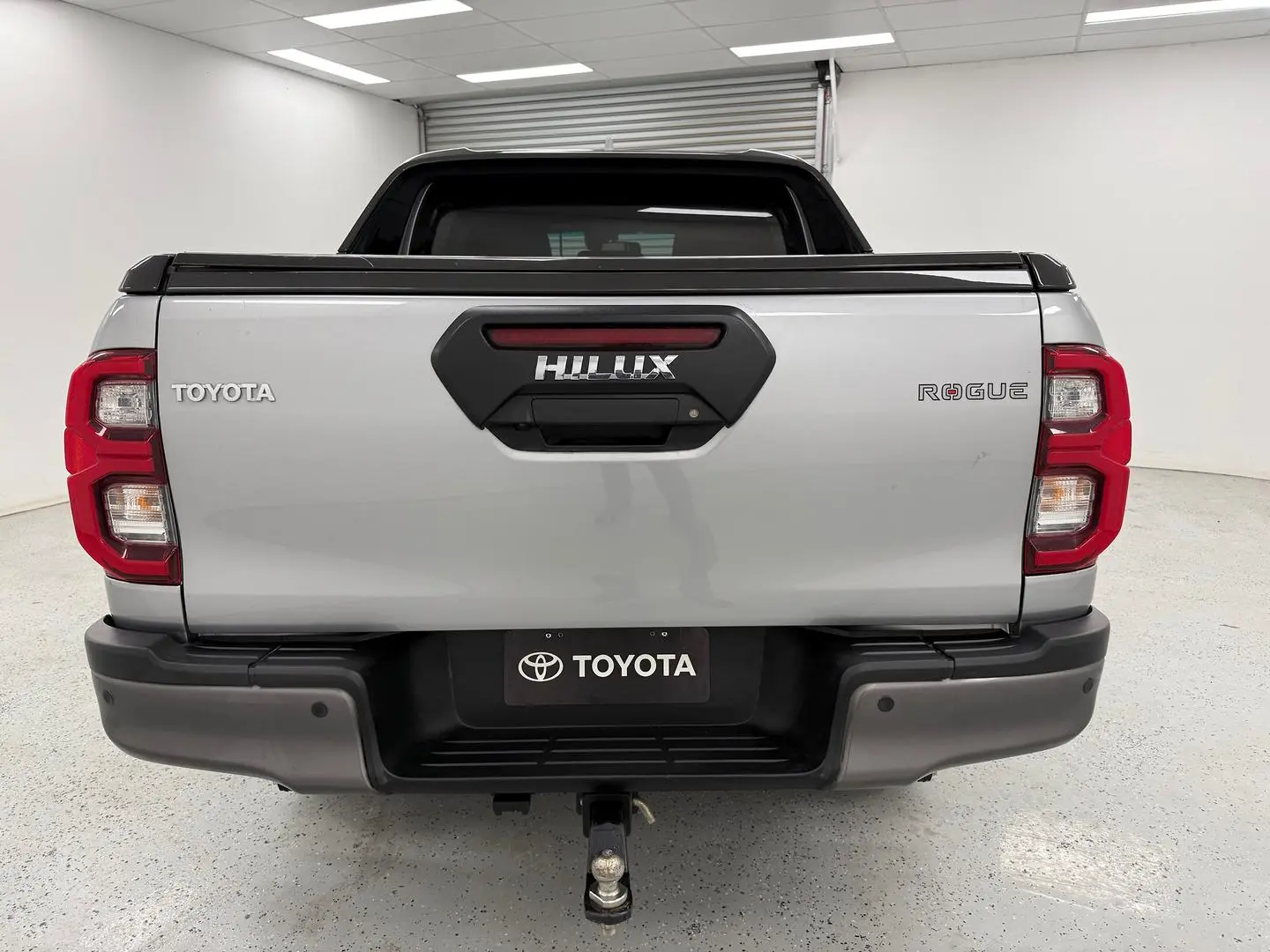 2022 Toyota Hilux Gallery Image 4
