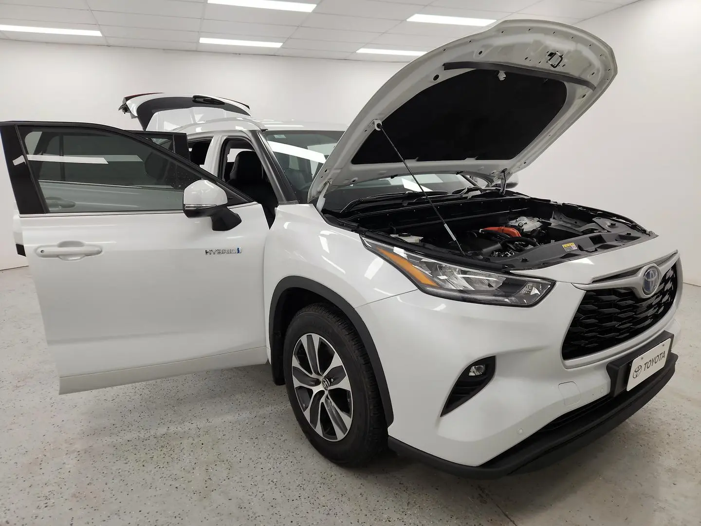 2022 Toyota Kluger Gallery Image 8