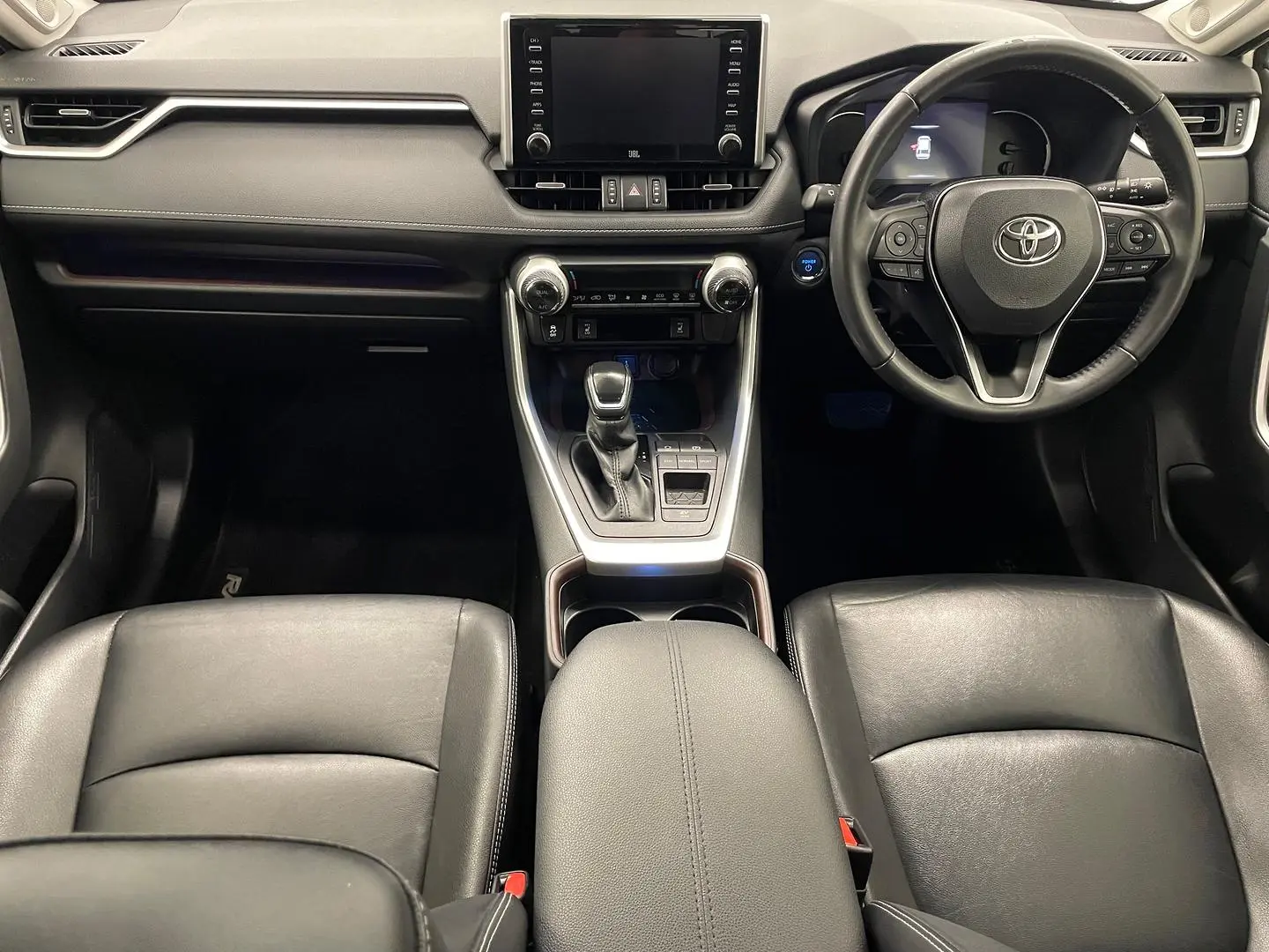 2020 Toyota RAV4 Gallery Image 23