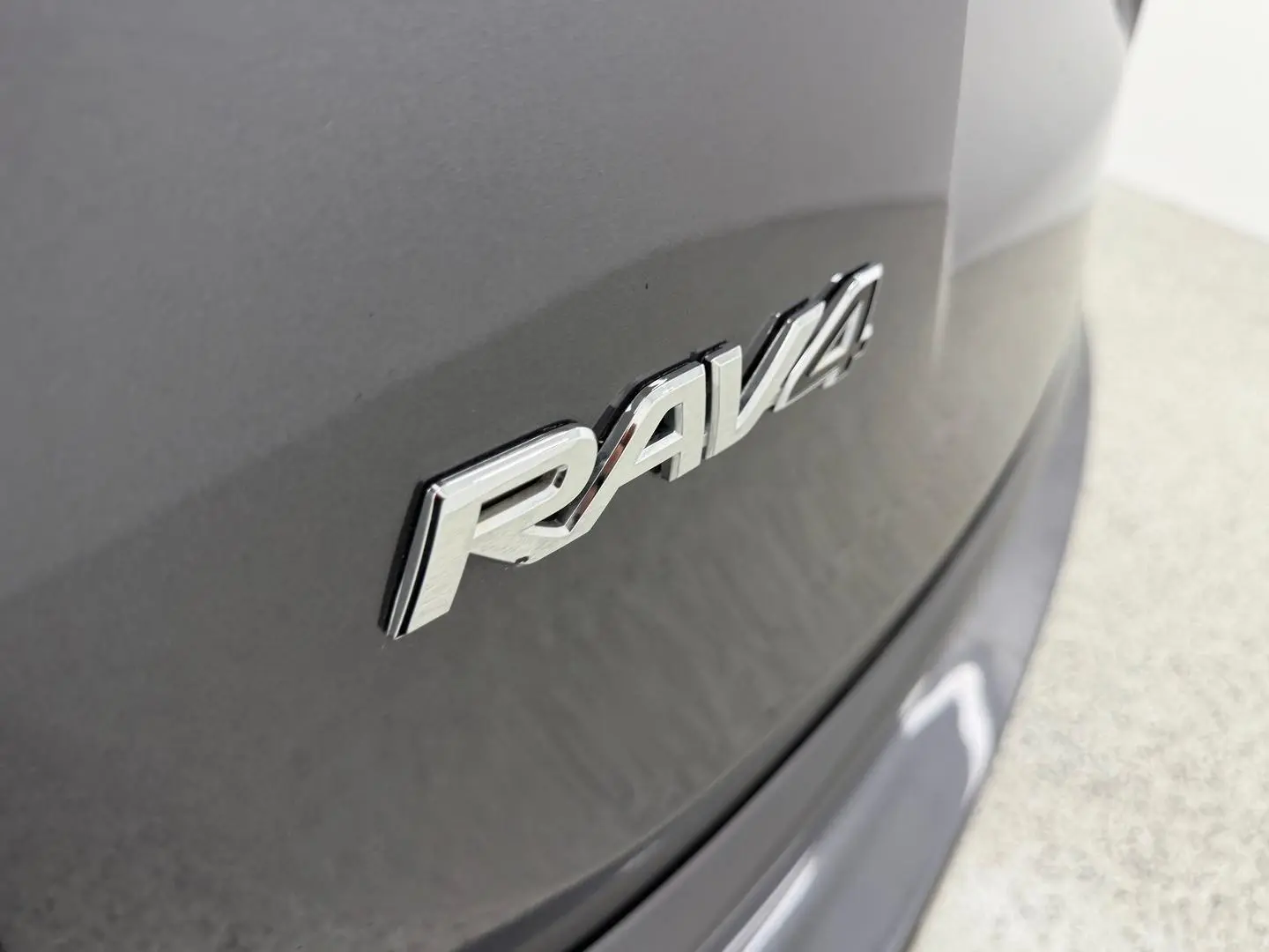 2018 Toyota RAV4 Gallery Image 34