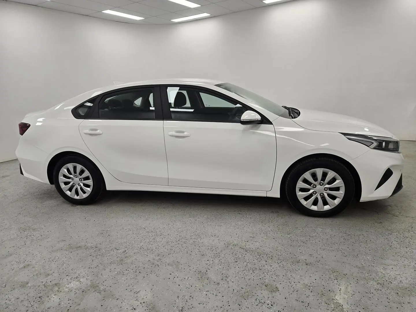 2023 Kia Cerato Gallery Image 2