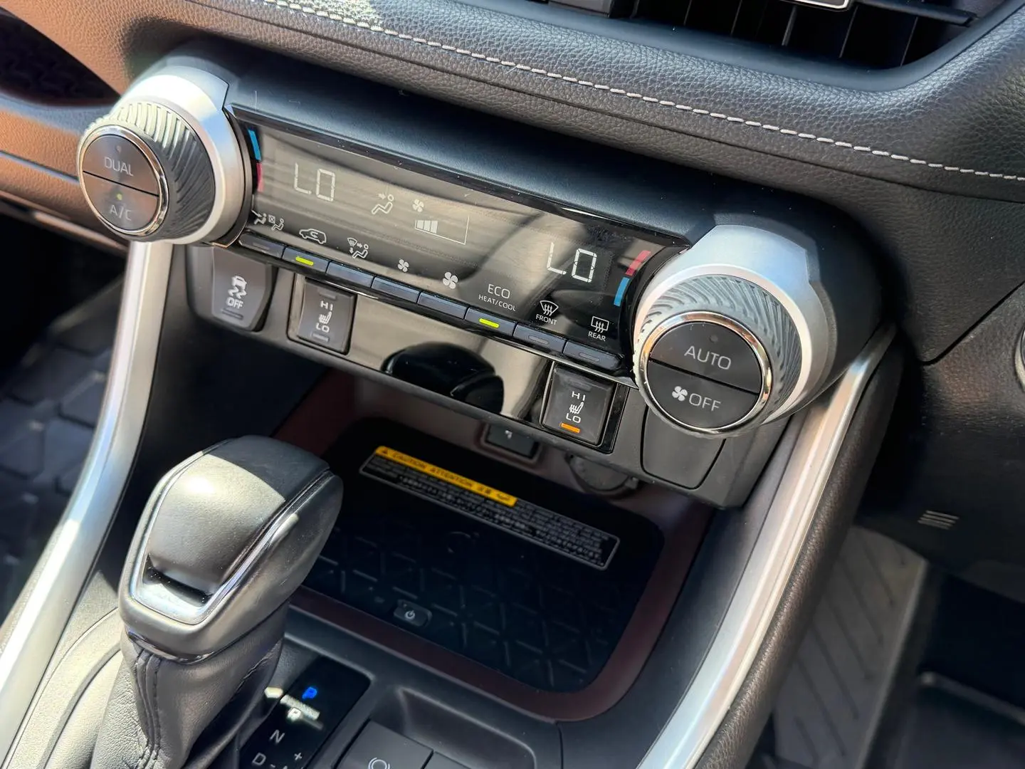 2020 Toyota RAV4 Gallery Image 20