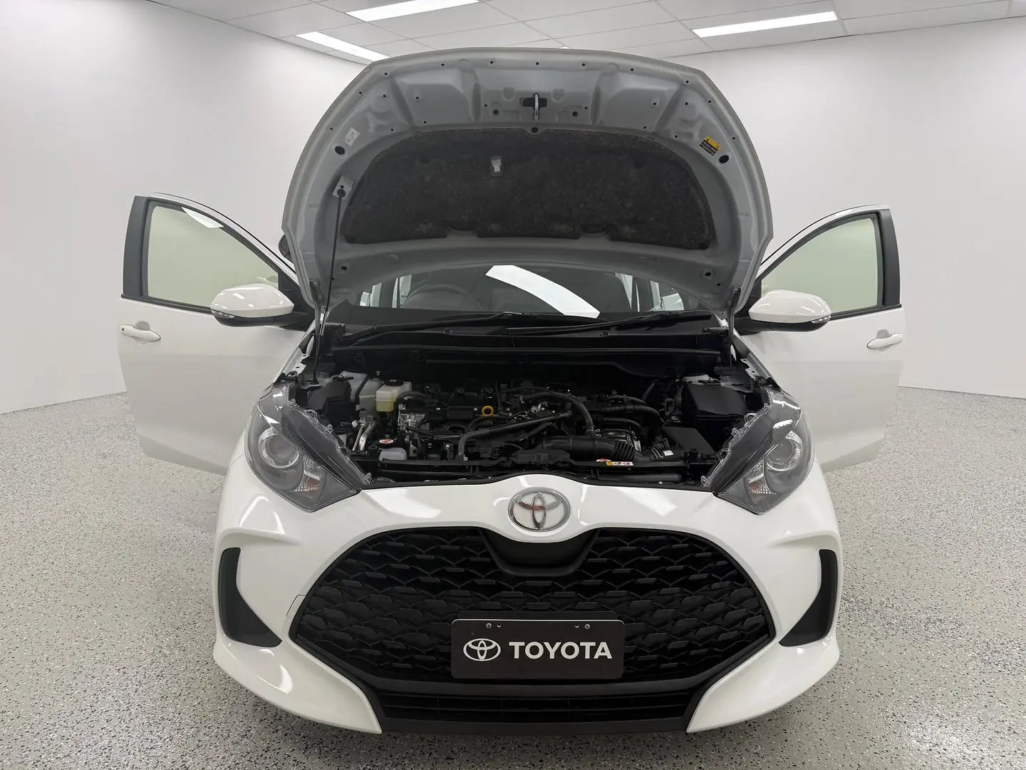 2024 Toyota Yaris Gallery Image 23