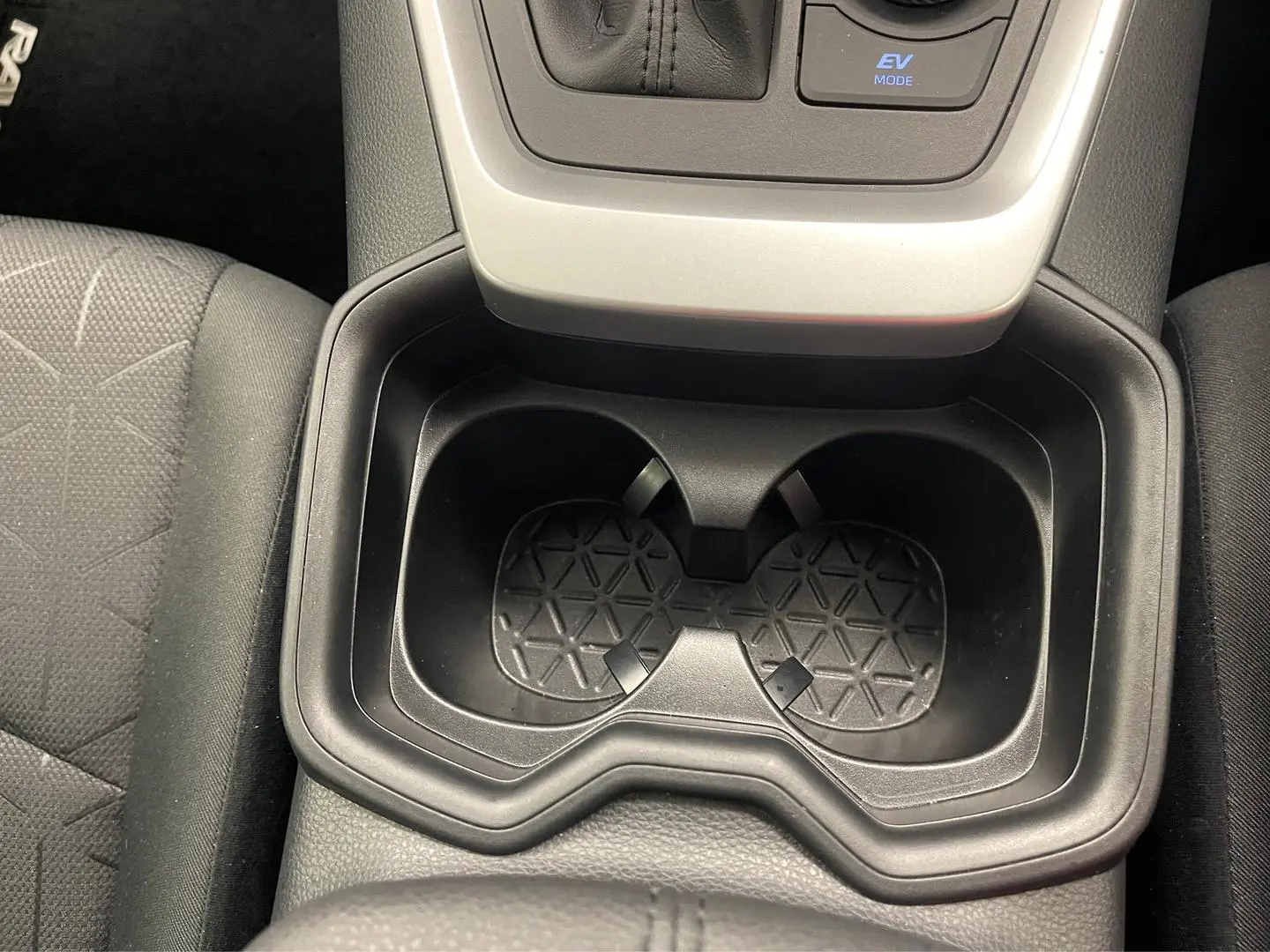 2021 Toyota RAV4 Gallery Image 30