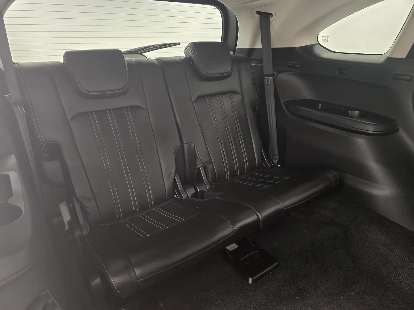 2023 Isuzu MU-X Gallery Image 29