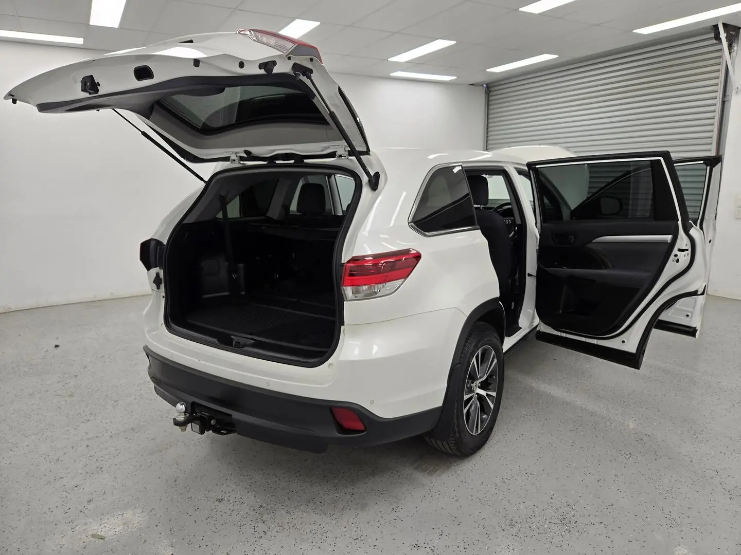 2019 Toyota Kluger Gallery Image 10