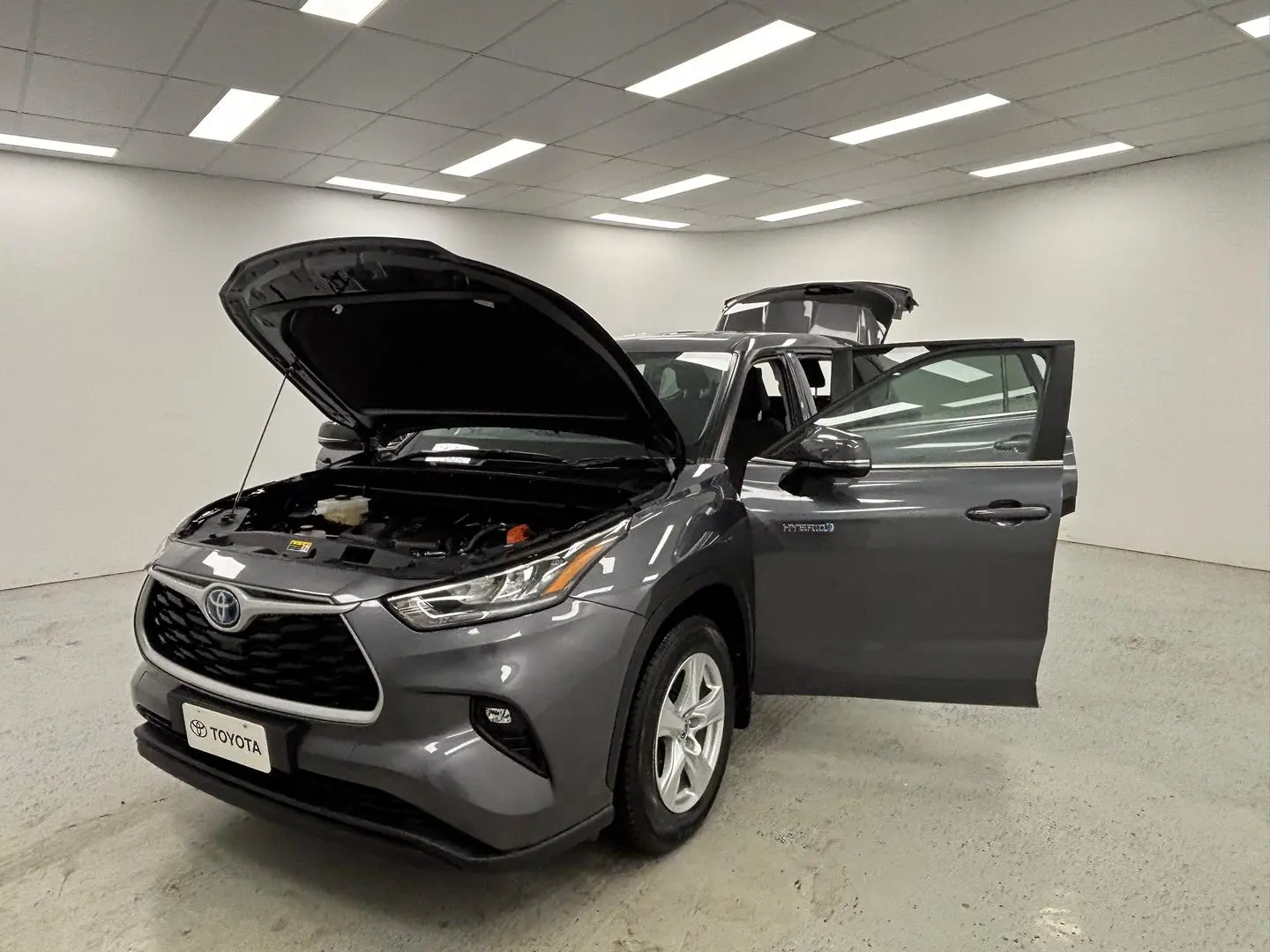 2023 Toyota Kluger Gallery Image 14