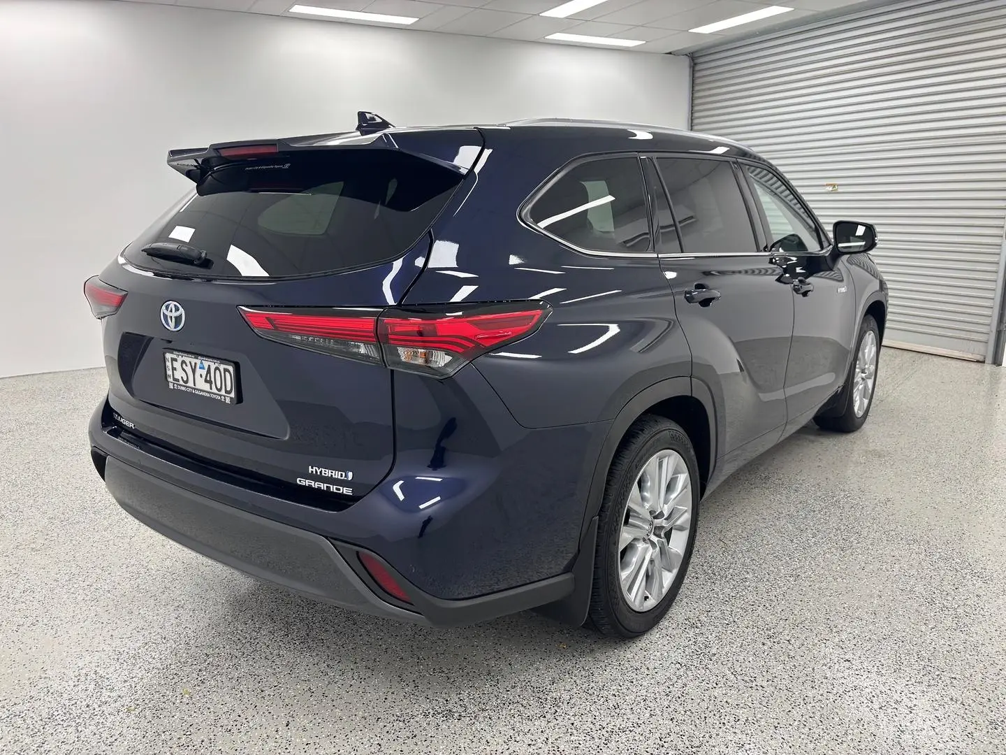 2022 Toyota Kluger Gallery Image 3