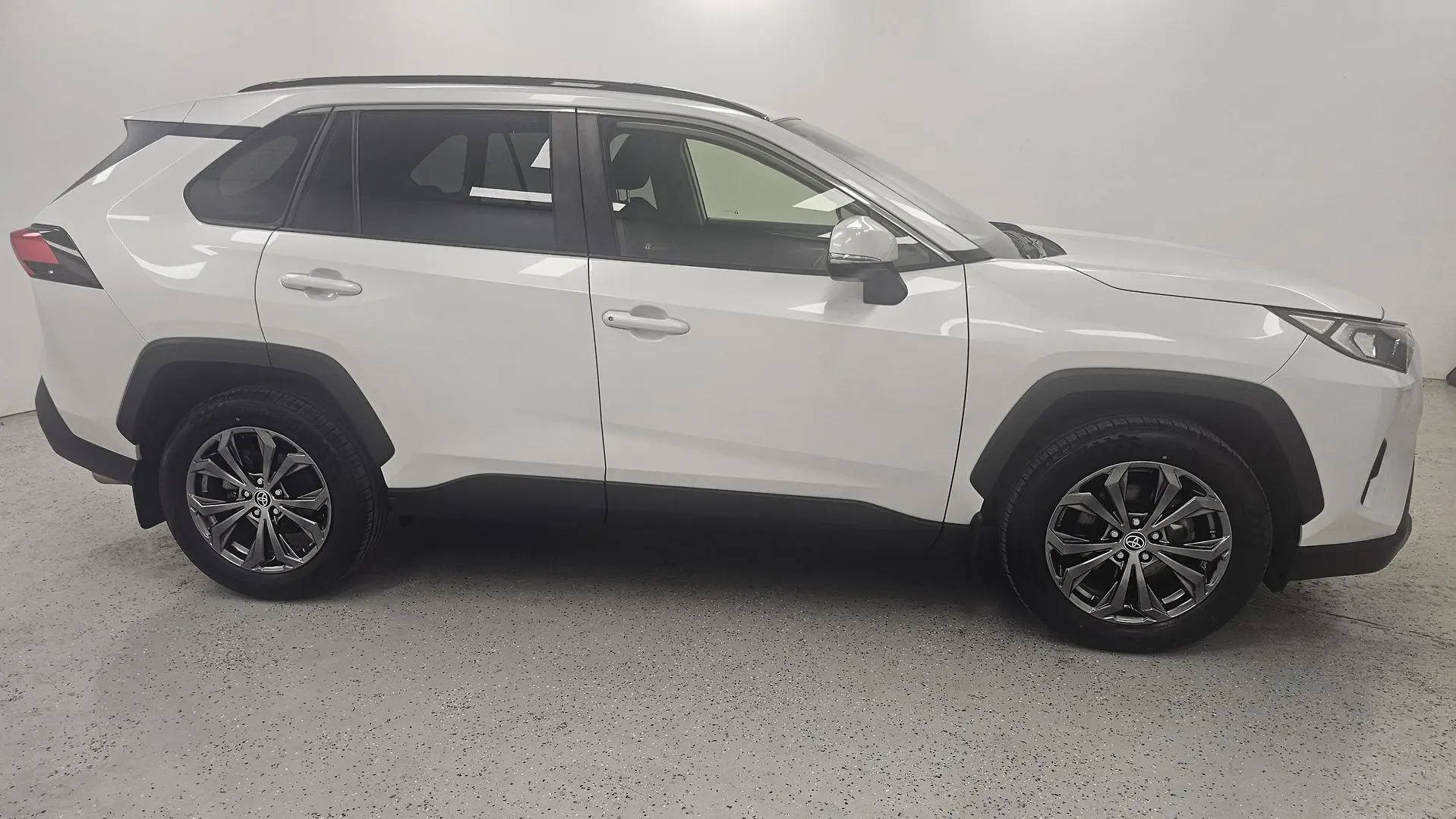 2023 Toyota RAV4 Gallery Image 2