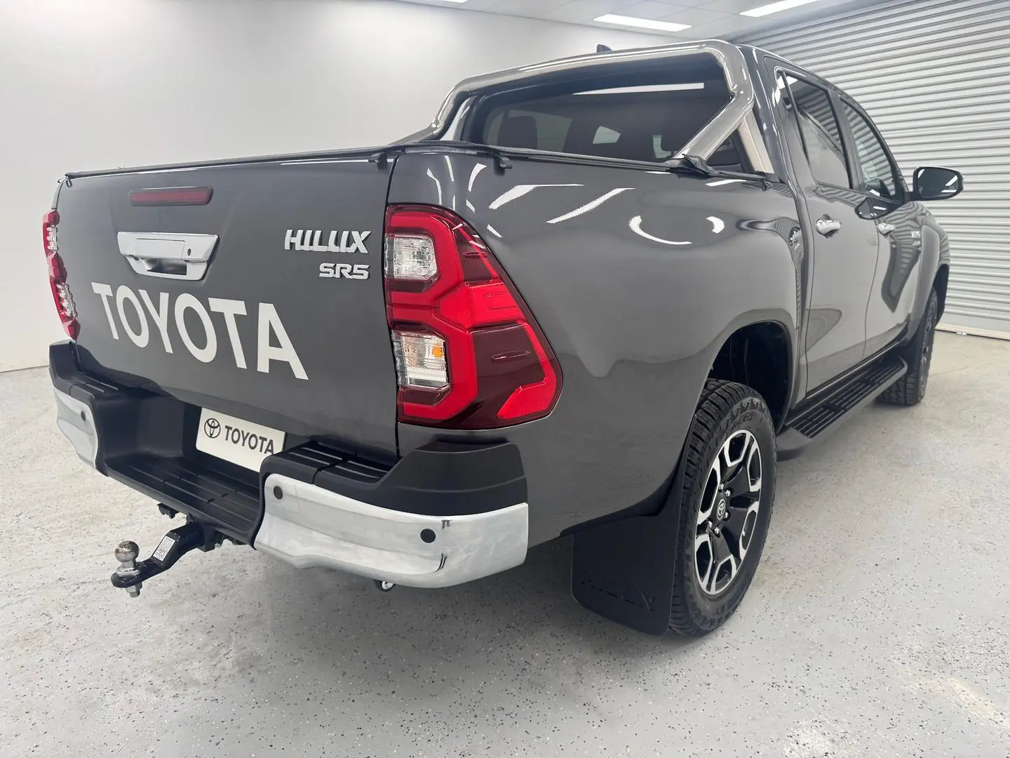 2023 Toyota Hilux Gallery Image 3