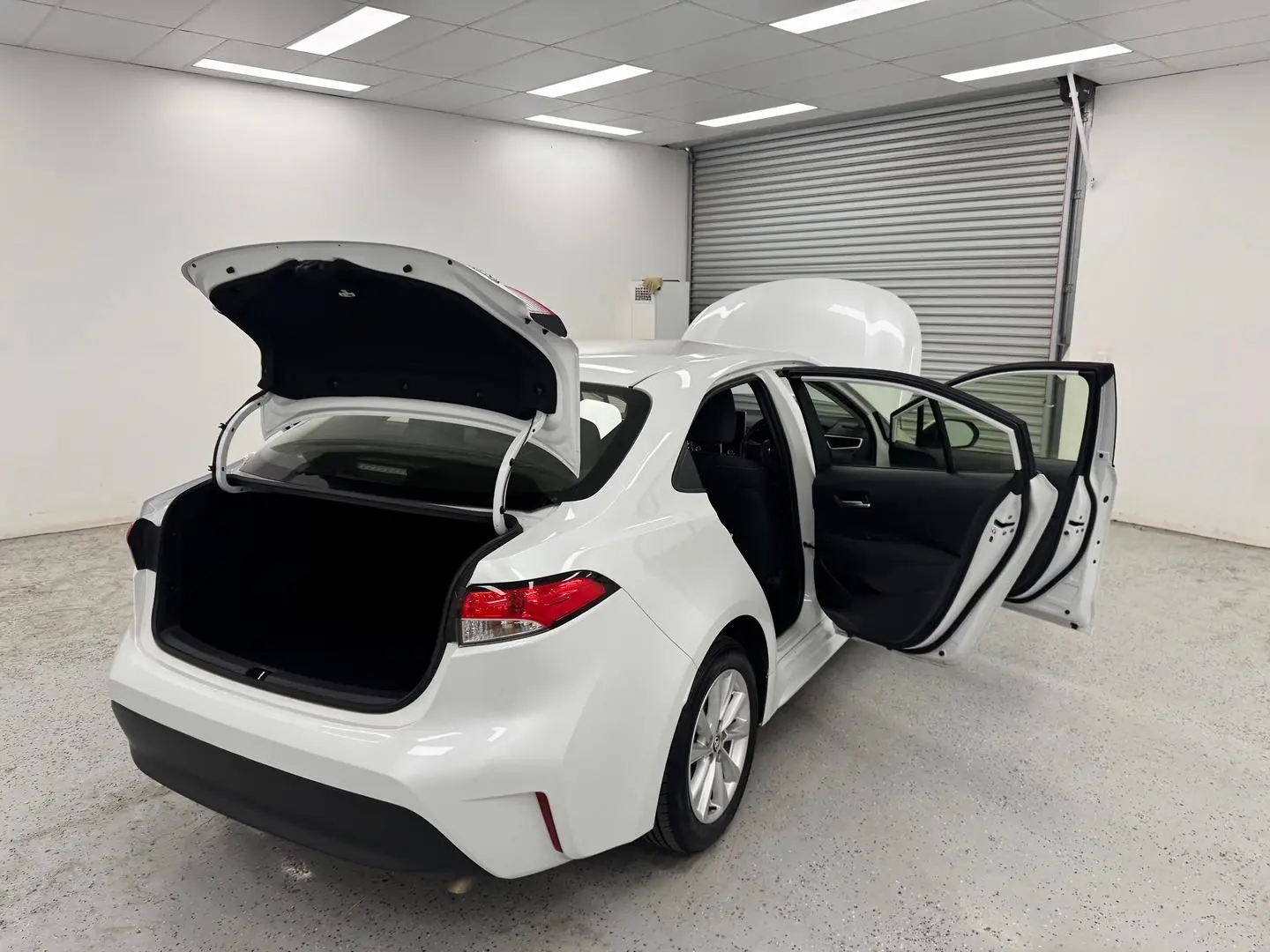 2023 Toyota Corolla Gallery Image 9