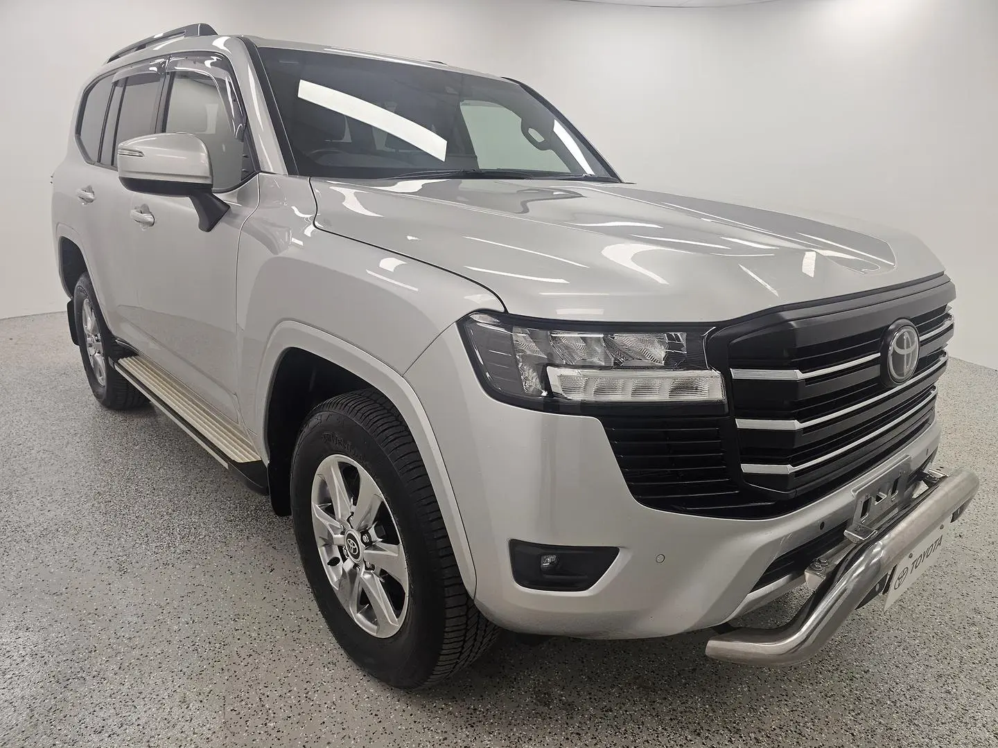 2023 Toyota Landcruiser Gallery Image 1