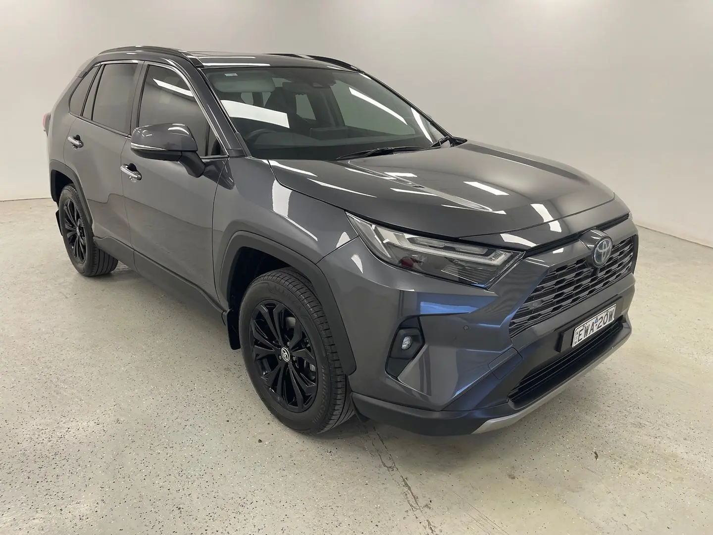 2022 Toyota RAV4 Gallery Image 1