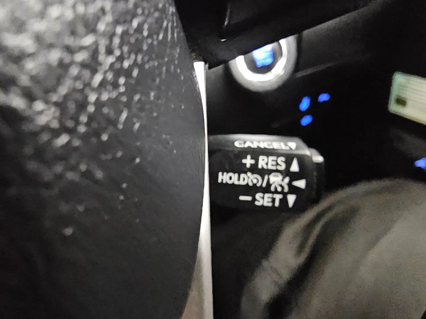 2021 Toyota Hilux Gallery Image 38