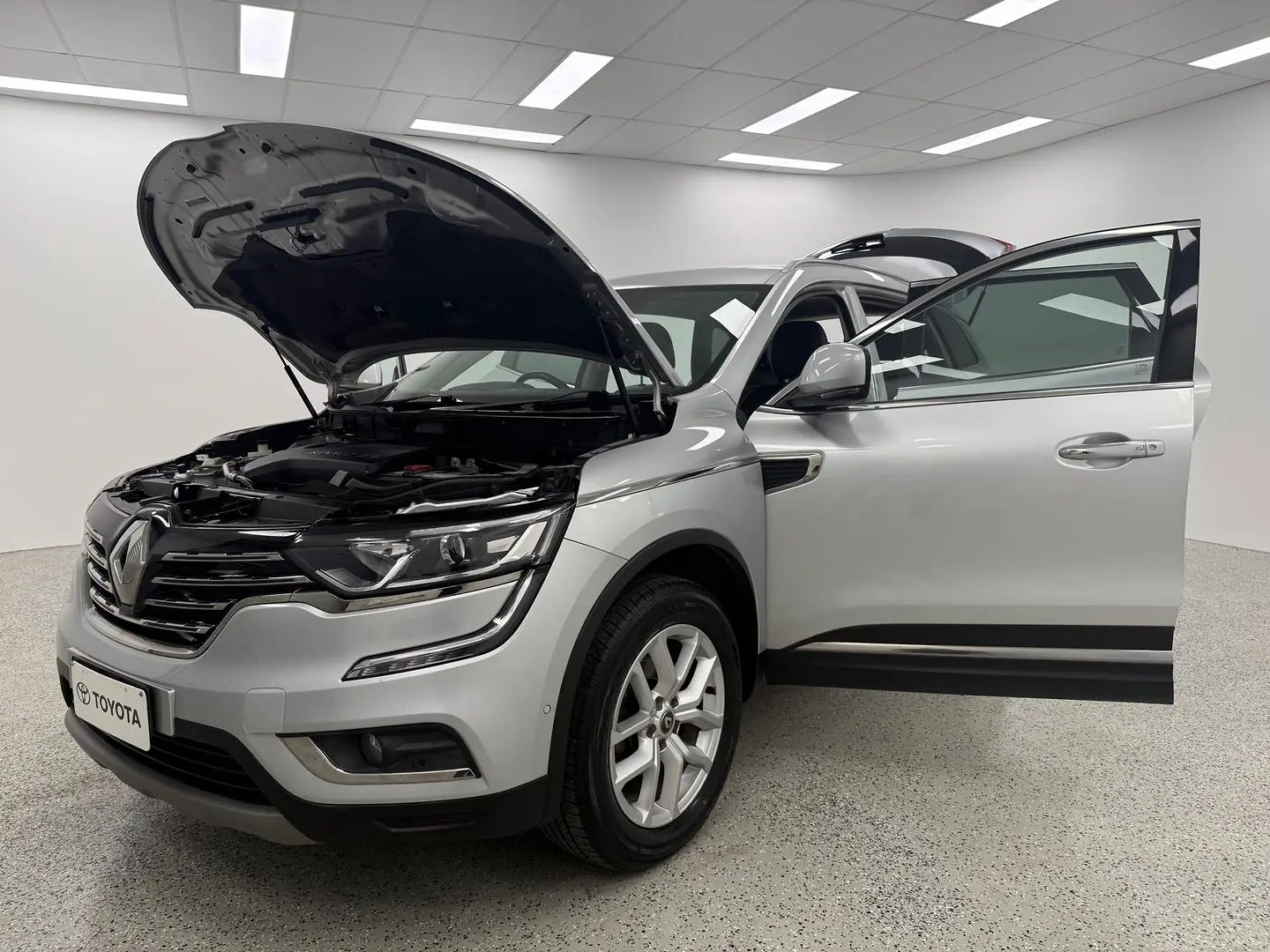 2018 Renault Koleos Gallery Image 8