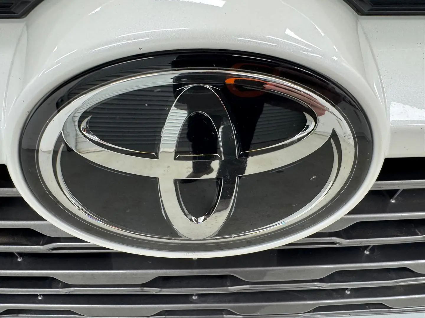 2022 Toyota RAV4 Gallery Image 33
