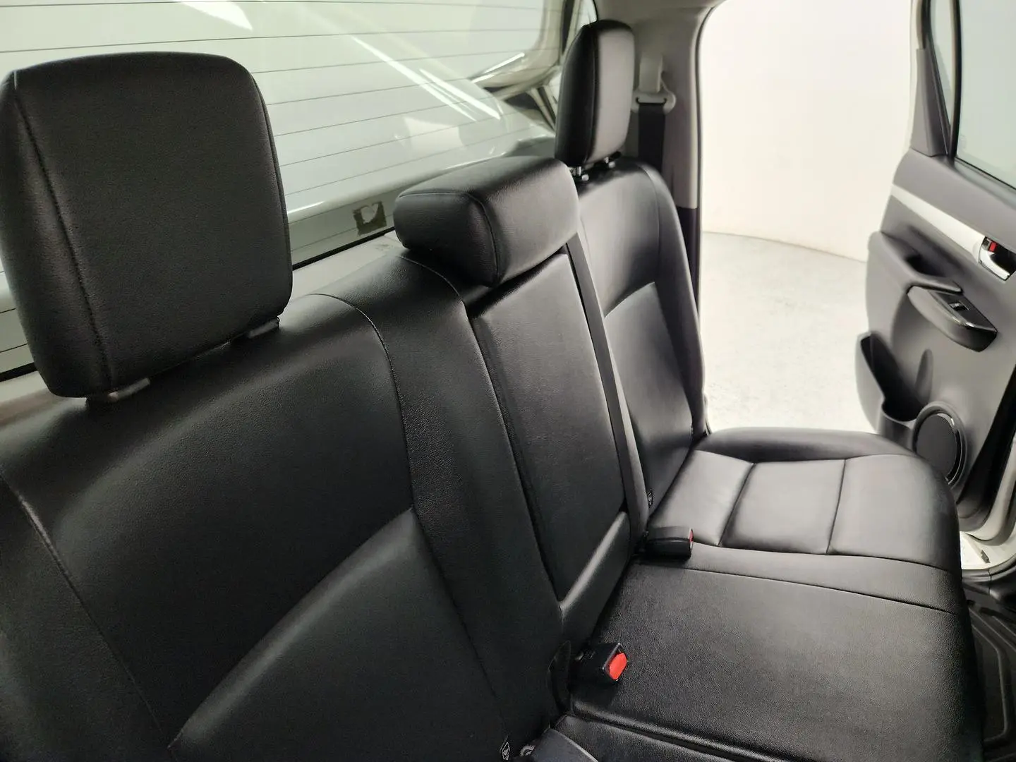 2017 Toyota Hilux Gallery Image 23