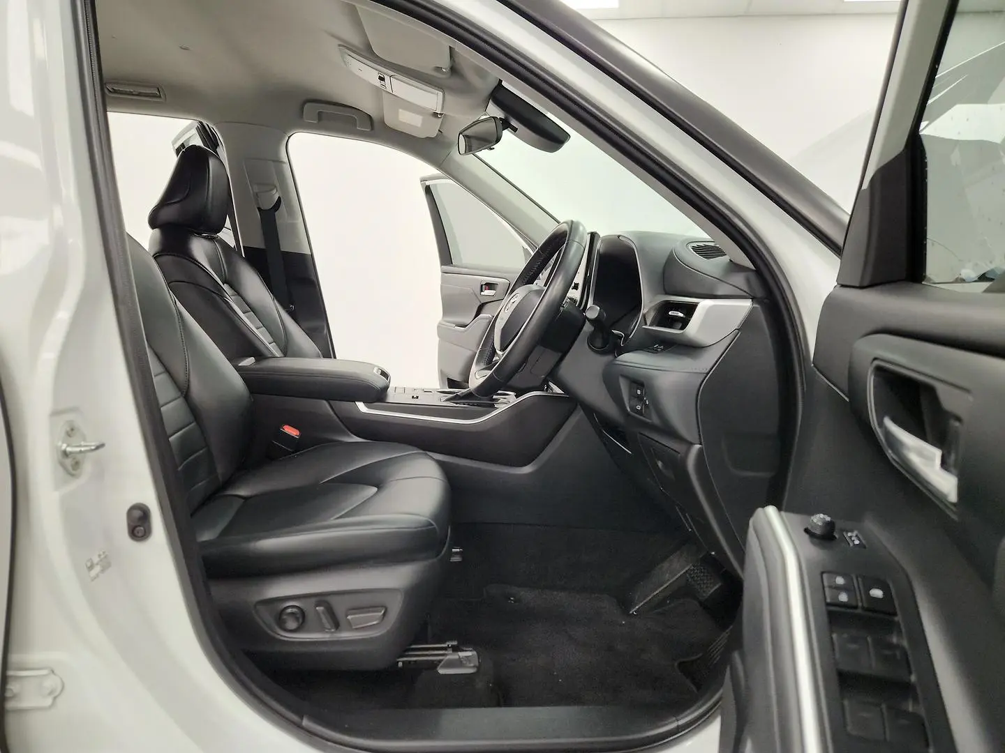 2022 Toyota Kluger Gallery Image 22