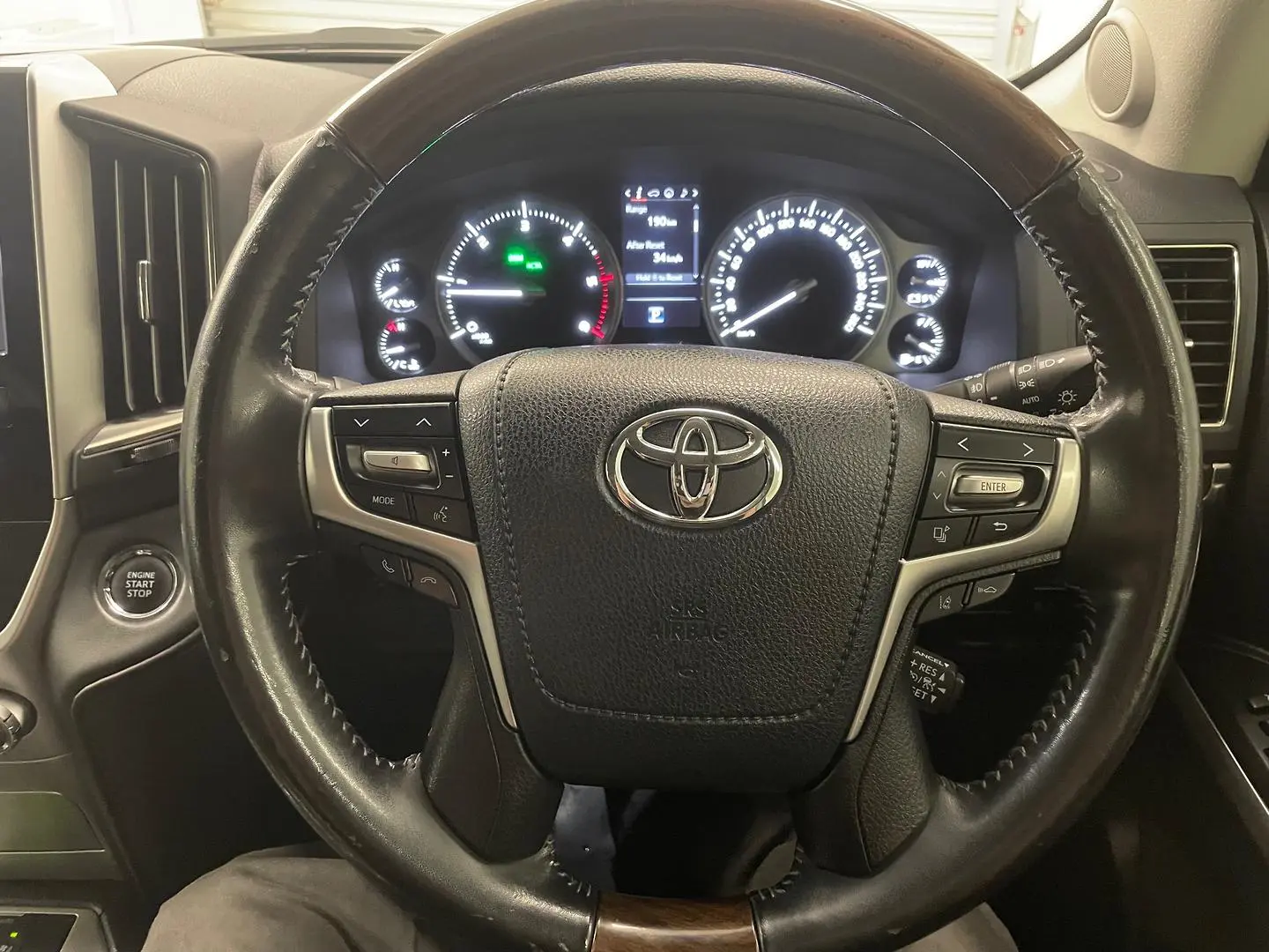 2020 Toyota Landcruiser Gallery Image 17