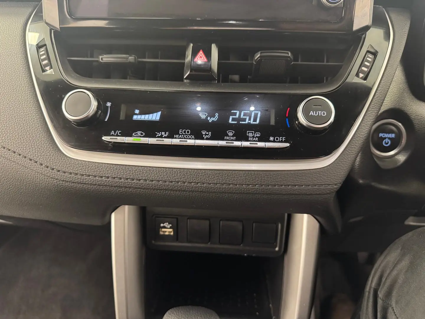 2023 Toyota Corolla Cross Gallery Image 22