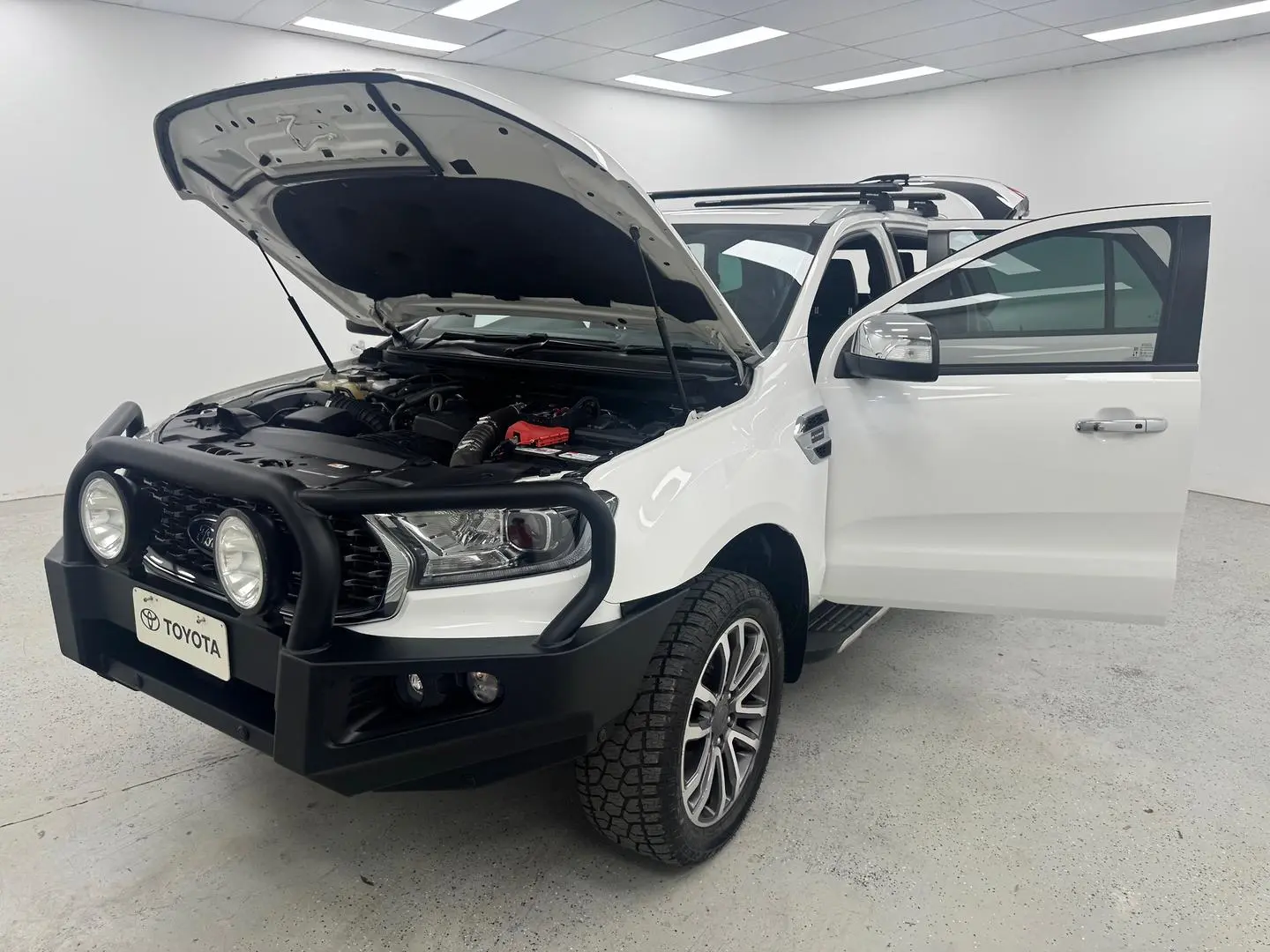 2021 Ford Everest Gallery Image 12