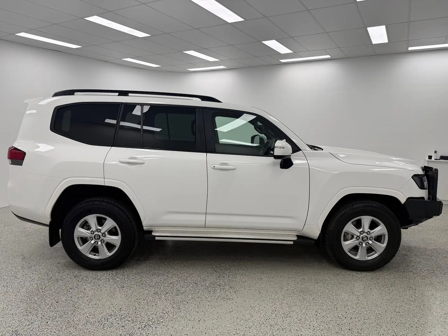 2024 Toyota Landcruiser Gallery Image 2