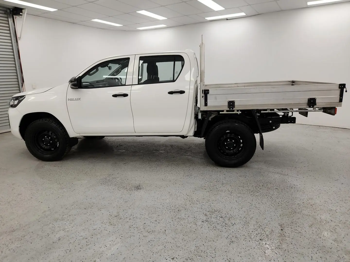 2021 Toyota Hilux Gallery Image 6