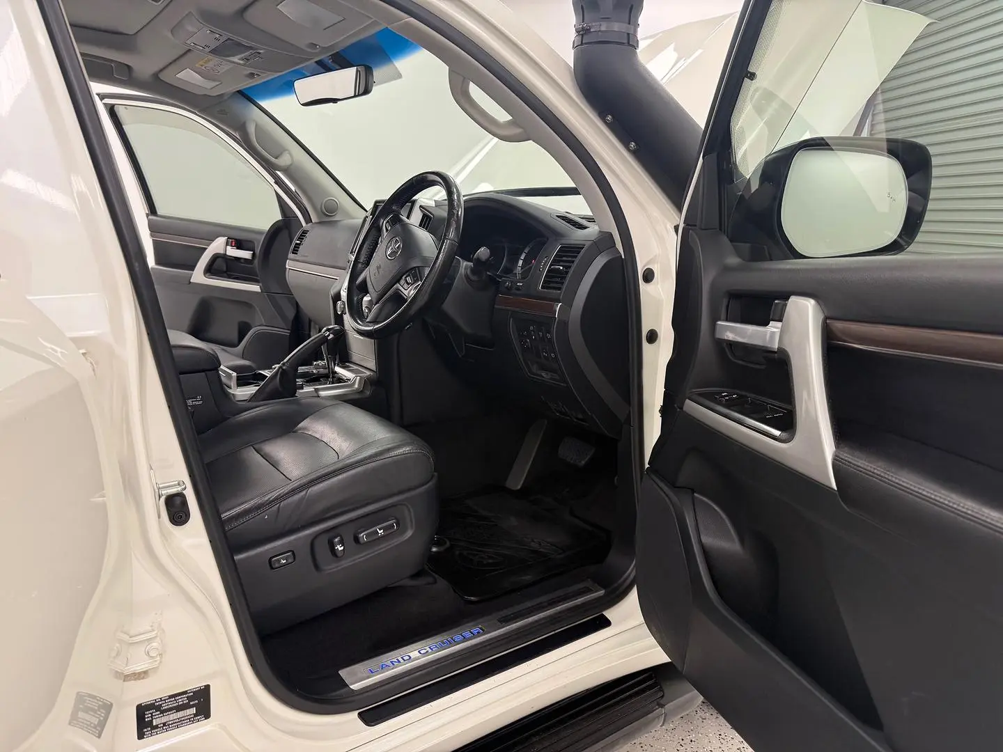 2019 Toyota Landcruiser Gallery Image 21