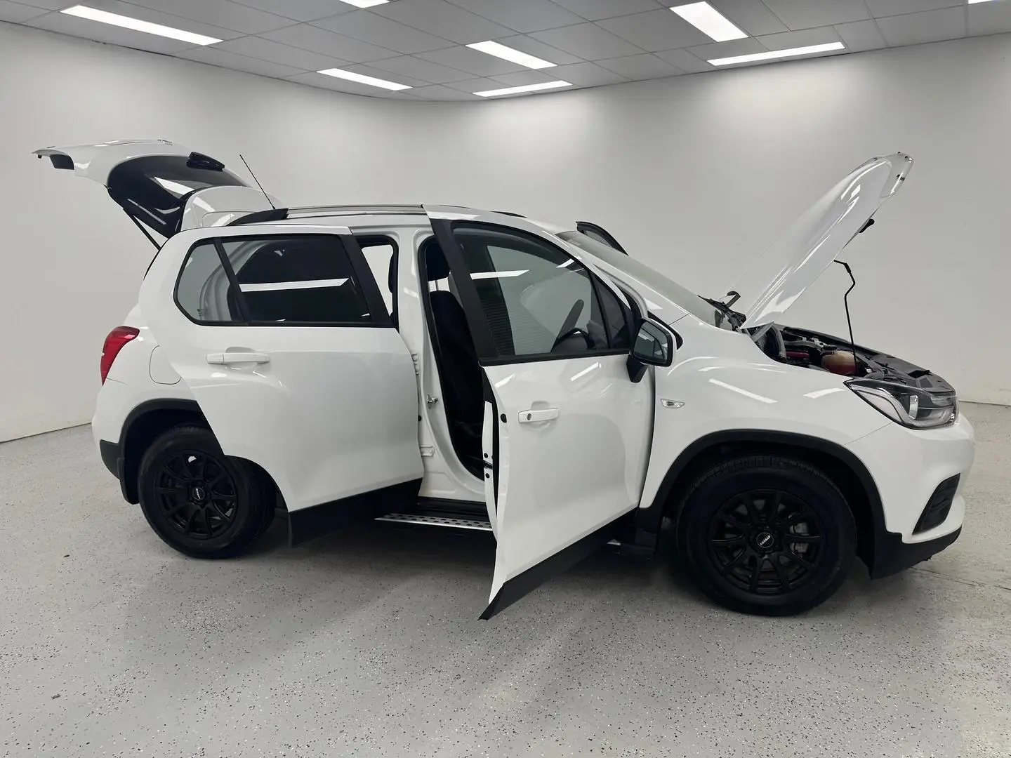 2017 Holden Trax Gallery Image 8