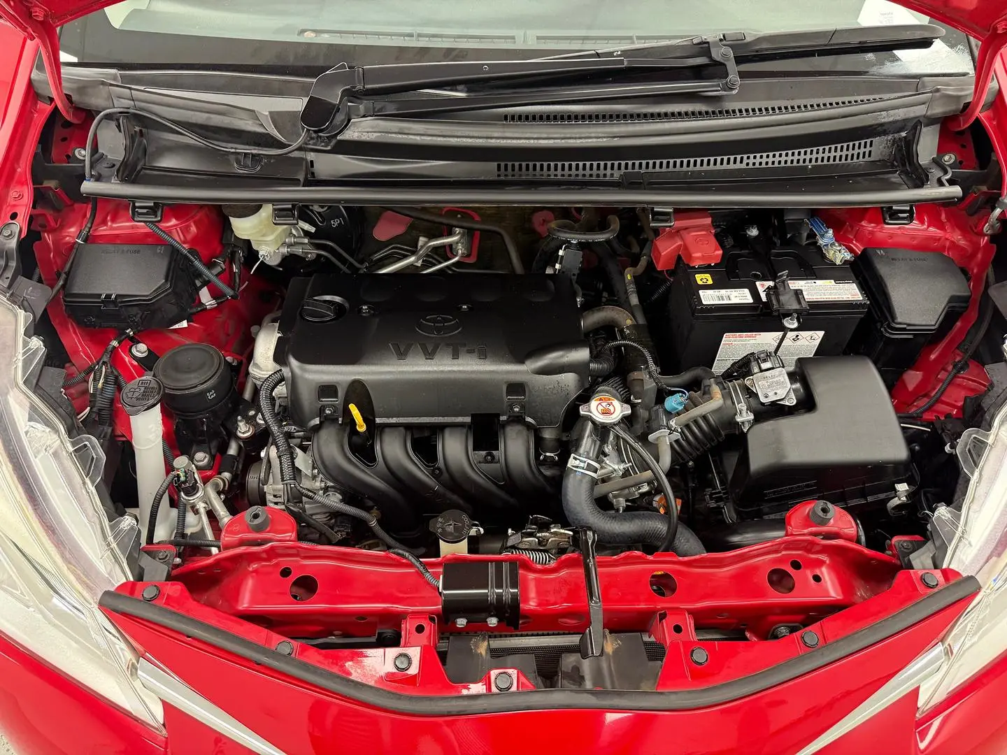 2017 Toyota Yaris Gallery Image 21