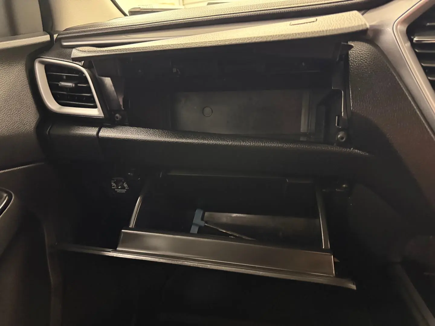 2022 Isuzu D-MAX Gallery Image 37