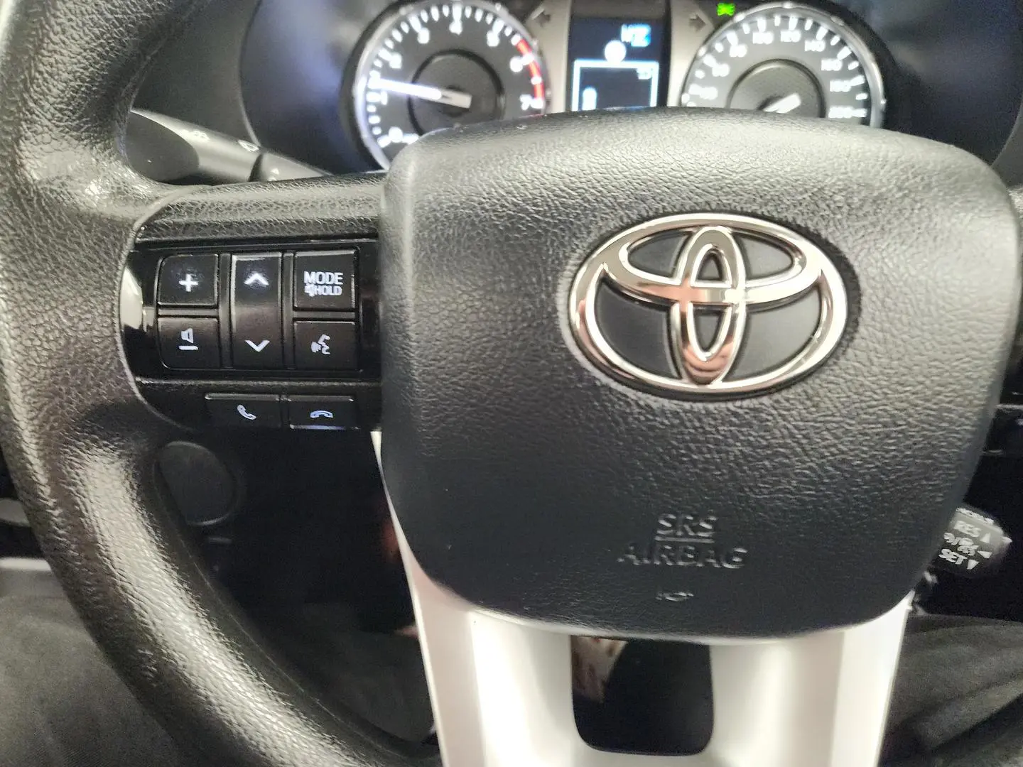2022 Toyota Hilux Gallery Image 20