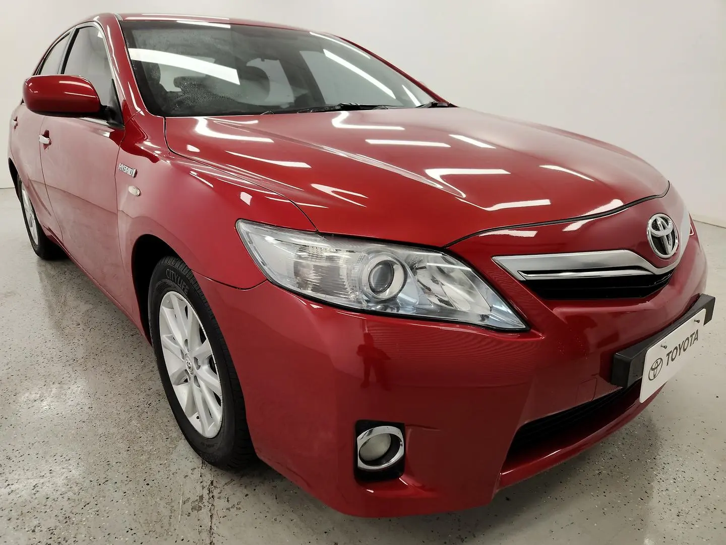 2011 Toyota Camry Gallery Image 1