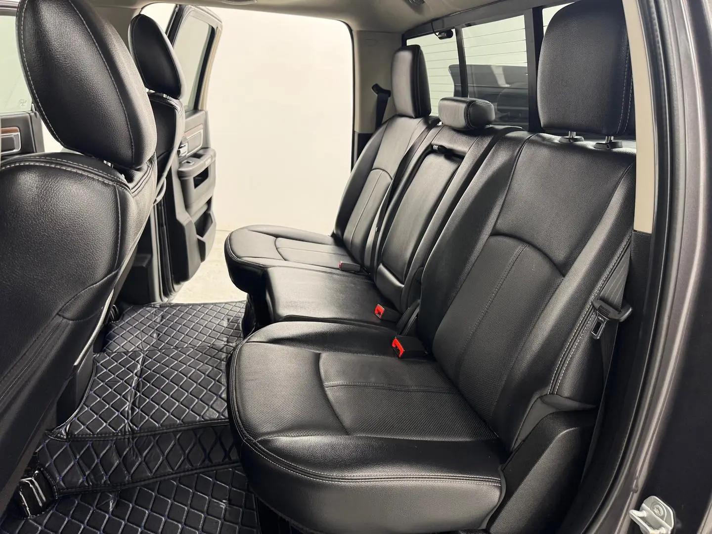 2019 RAM 1500 Gallery Image 35