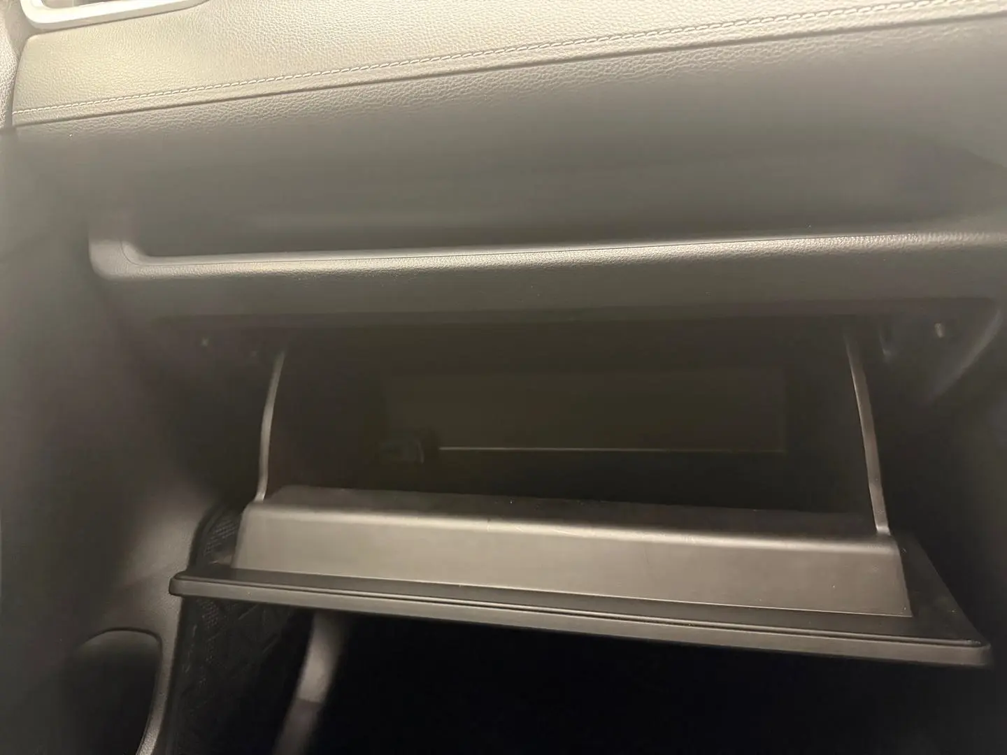 2022 Toyota RAV4 Gallery Image 35