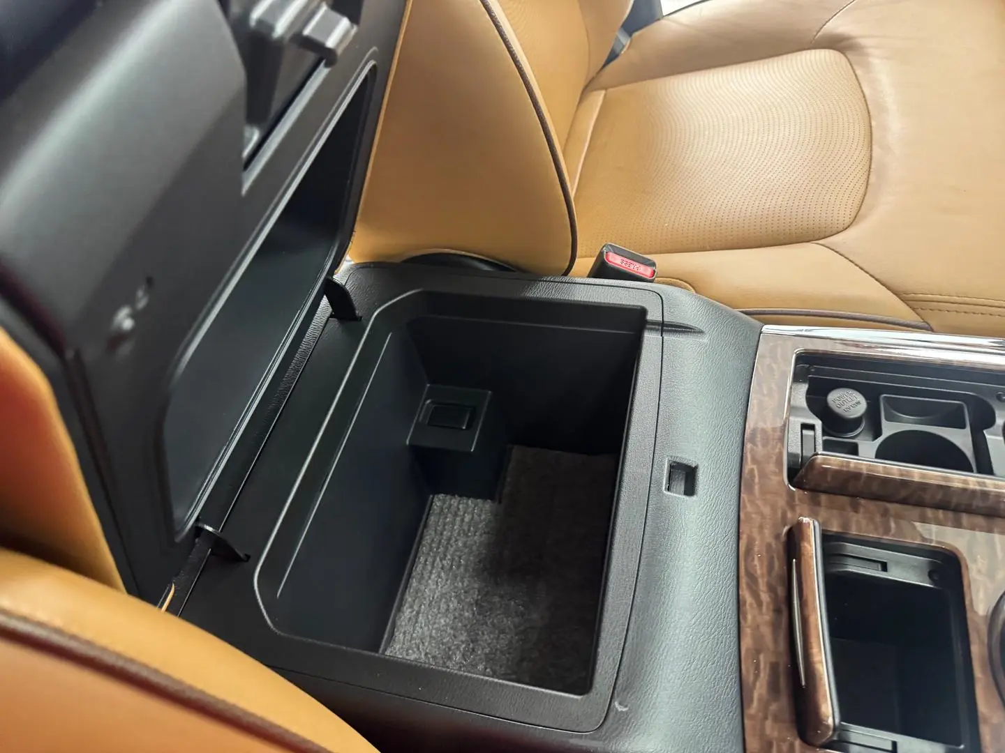 2021 Nissan Patrol Gallery Image 29