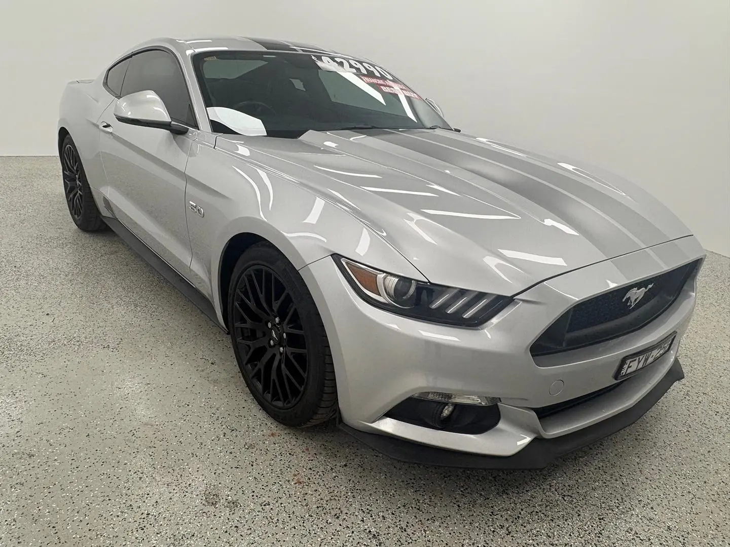 2017 Ford Mustang Gallery Image 1