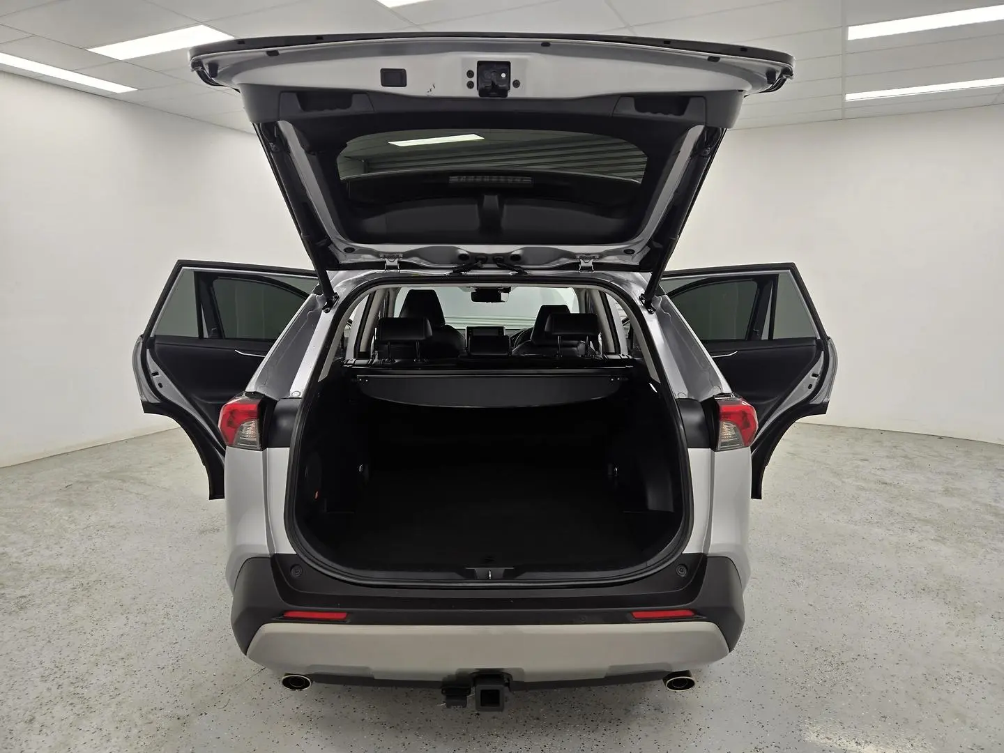 2022 Toyota RAV4 Gallery Image 11