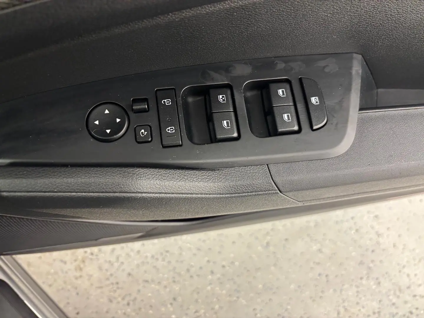 2023 Kia Sportage Gallery Image 32