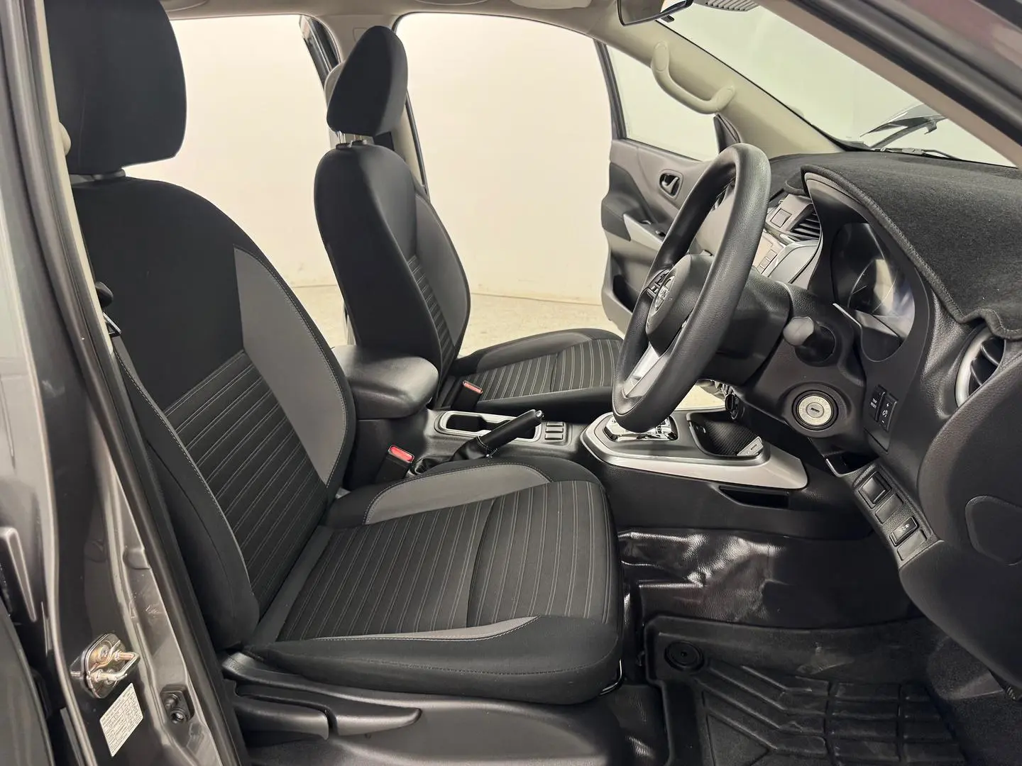 2024 Nissan Navara Gallery Image 25