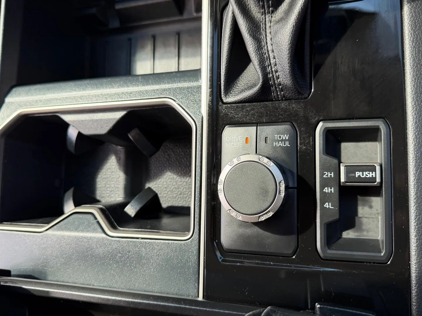 2024 Toyota Tundra Gallery Image 24