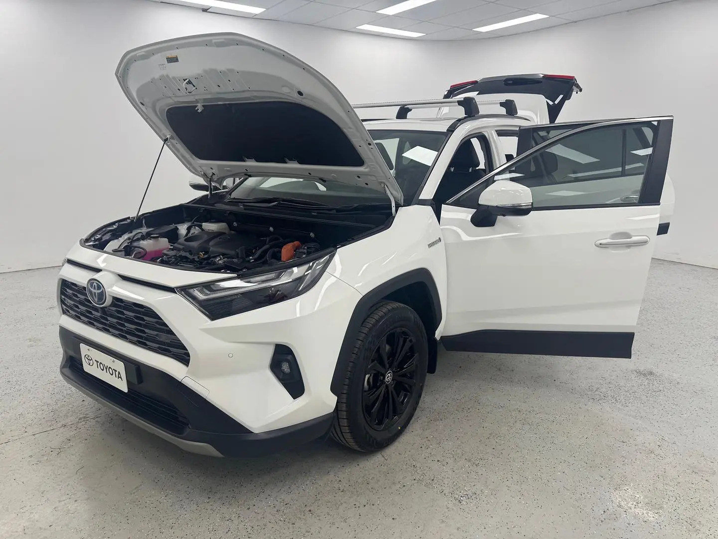 2022 Toyota RAV4 Gallery Image 12