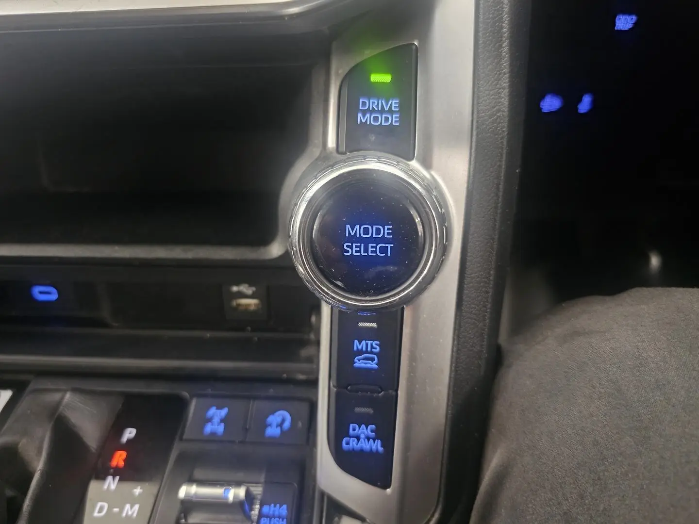 2023 Toyota Landcruiser Gallery Image 34