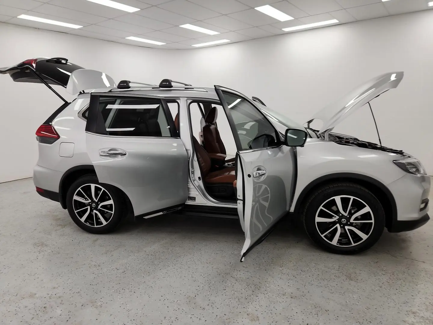 2022 Nissan X-TRAIL Gallery Image 8
