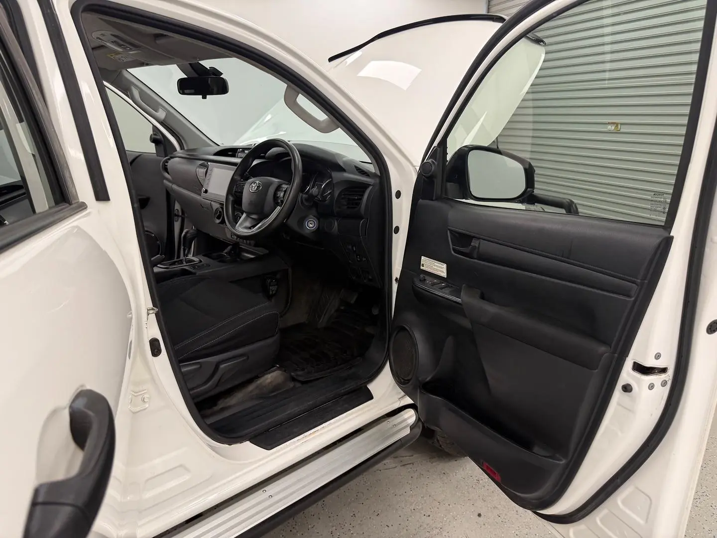 2022 Toyota Hilux Gallery Image 21