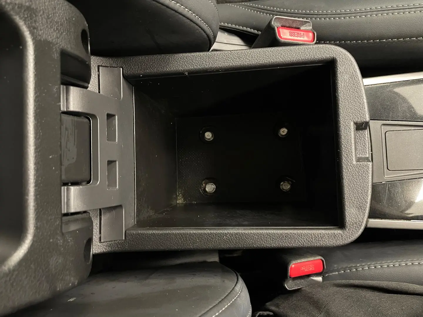 2019 Mitsubishi Outlander Gallery Image 35