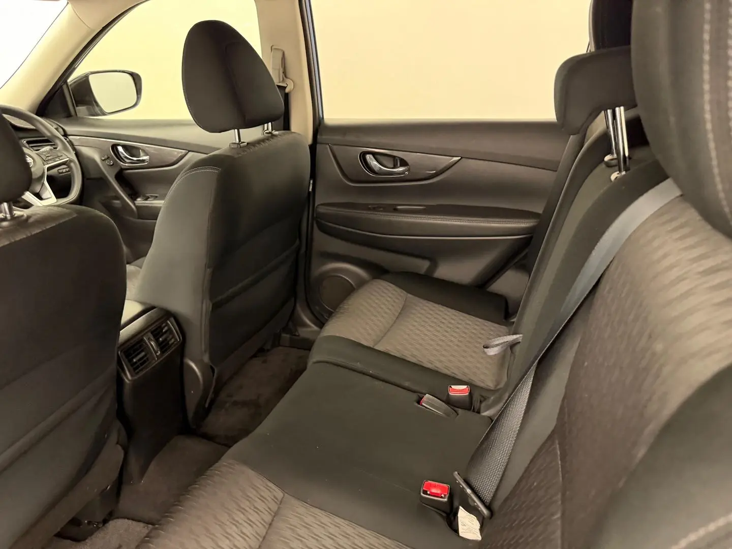 2022 Nissan X-TRAIL Gallery Image 26