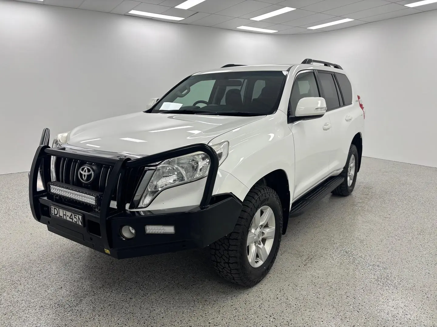 2016 Toyota Landcruiser Prado Gallery Image 7