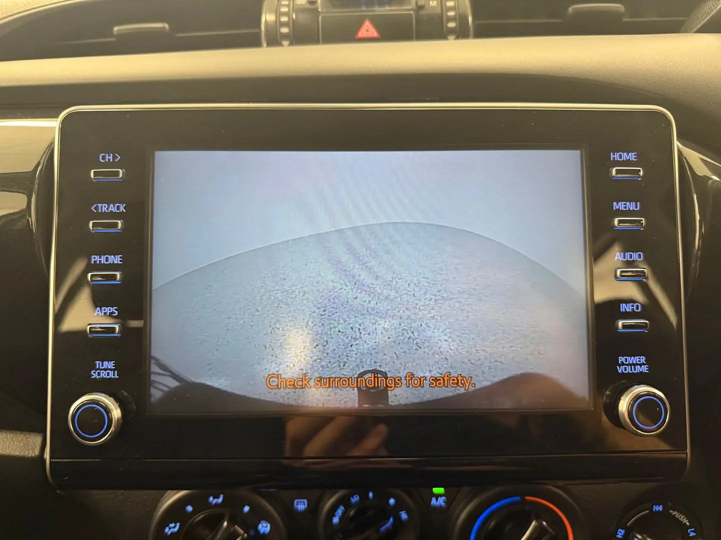 2023 Toyota Hilux Gallery Image 33